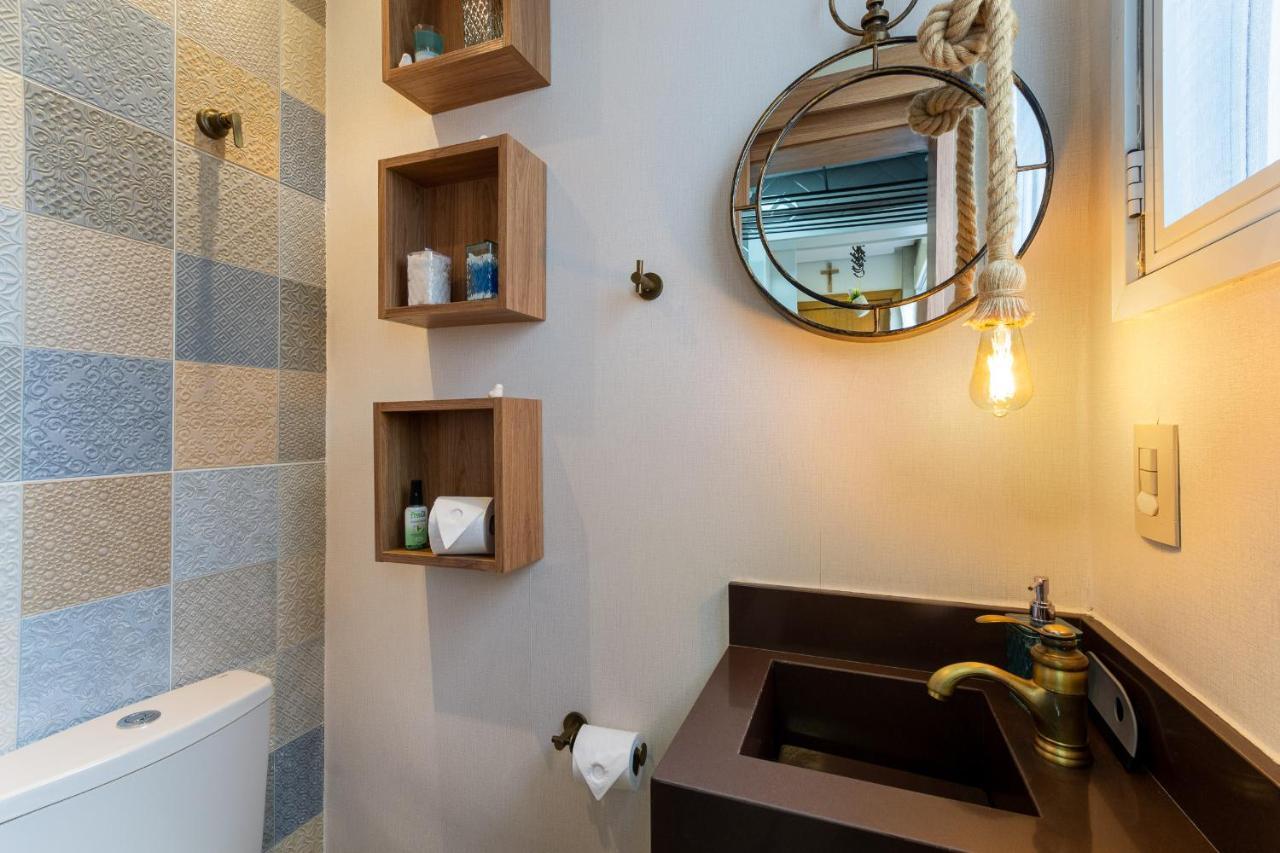 Apartamento Martinho Authentic Estiloso, Moderno E